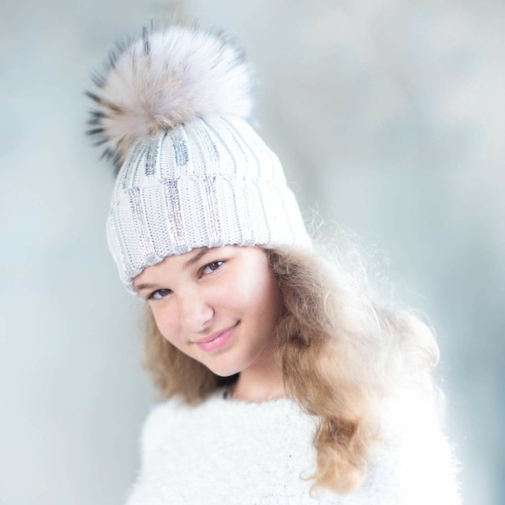 New Girl Catya 100% Merino Wool Hat w/Fur Pom Pom